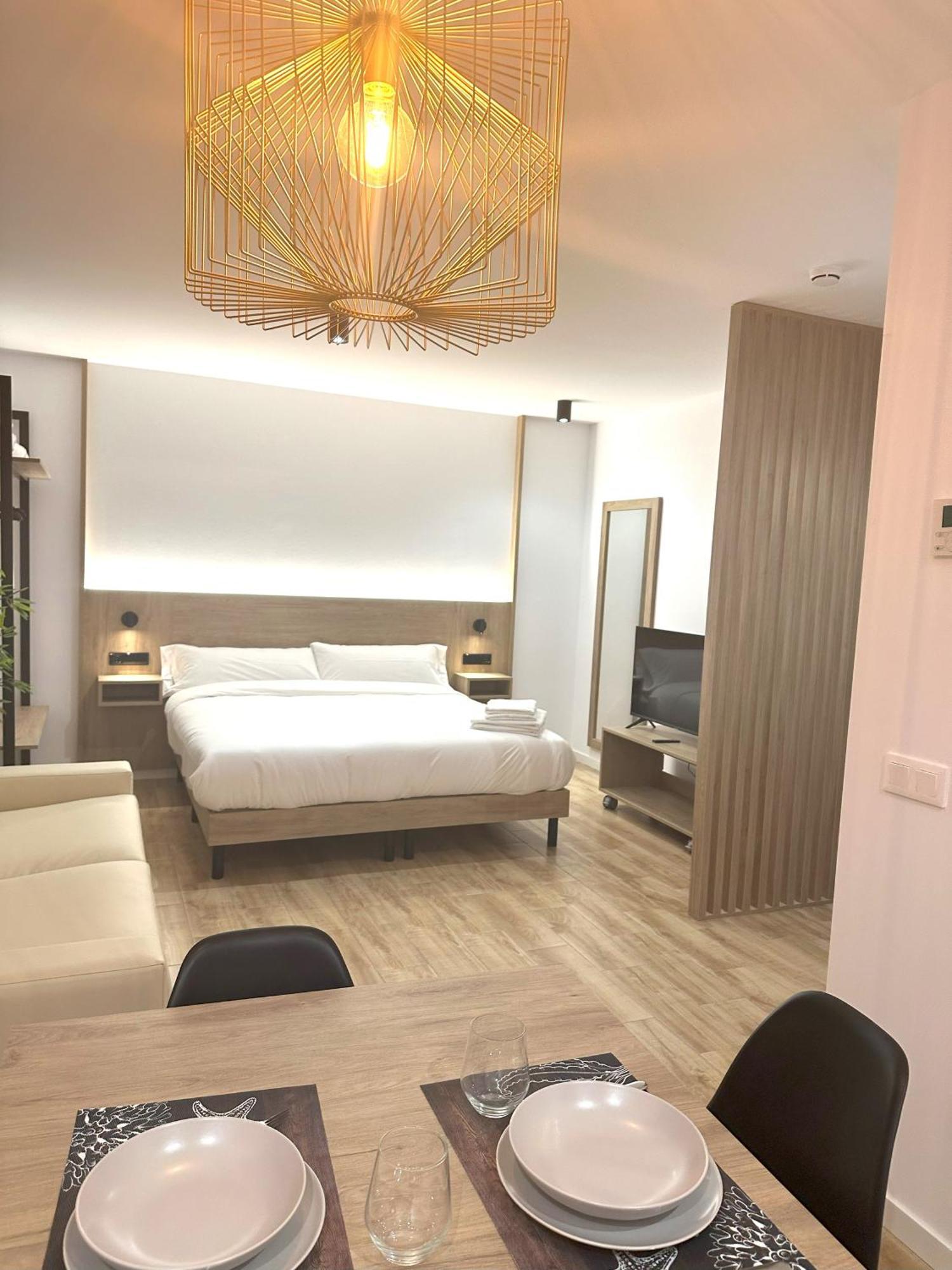 Arena 20 Suites Valencia Bagian luar foto